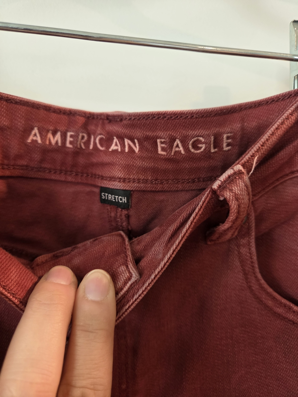 American Eagle Mom Jeans Women's Size 12 High Rise Straight Cranberry Denim - Picture 3 of 6